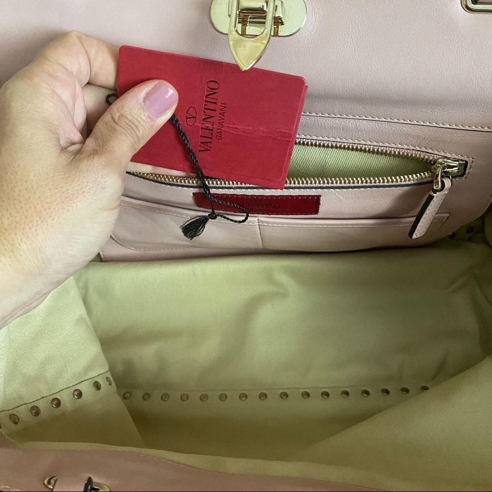 Valentino Garavani blush pink tote - Picture 7 of 17